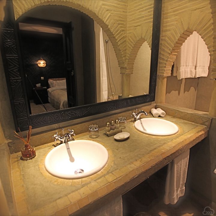 Gallery 18