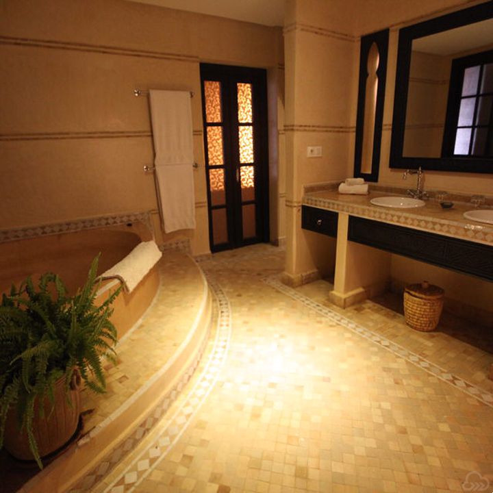 Gallery 2