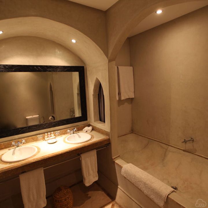 Gallery 20
