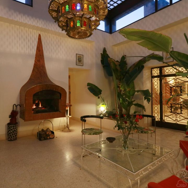 Gallery 19