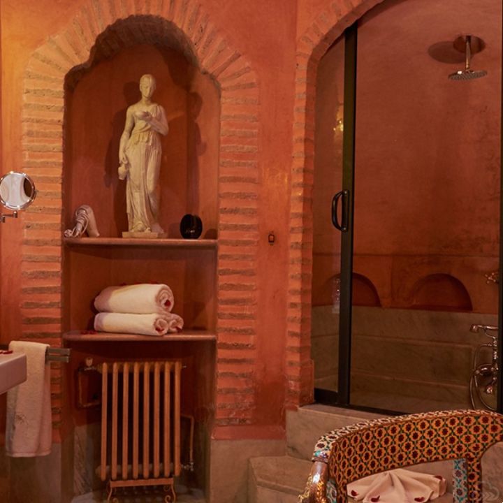 Gallery 27