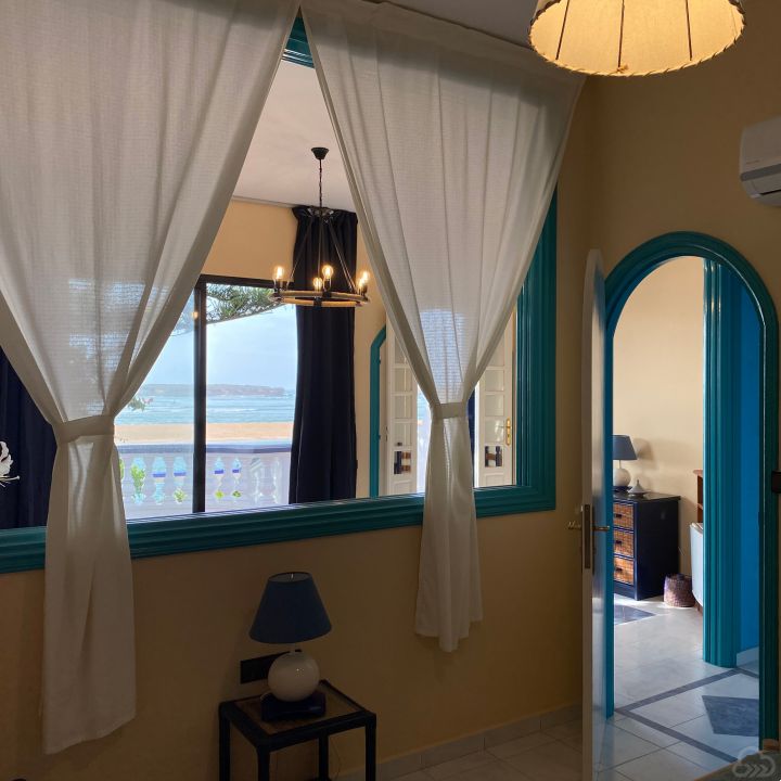 Gallery 25