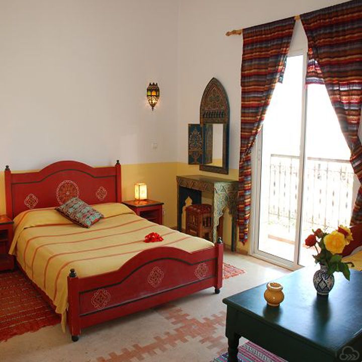 Gallery 7