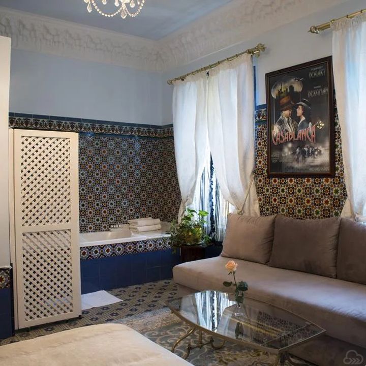 Gallery 13