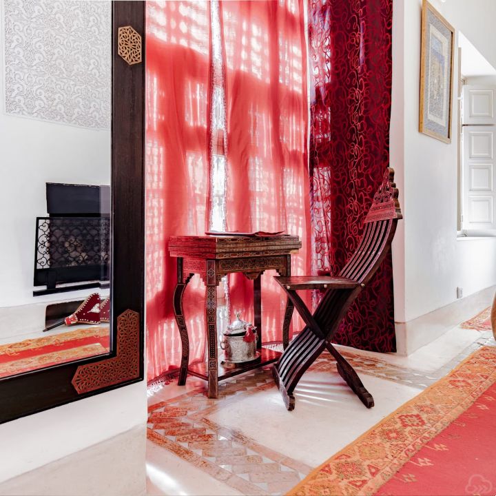 Gallery 8